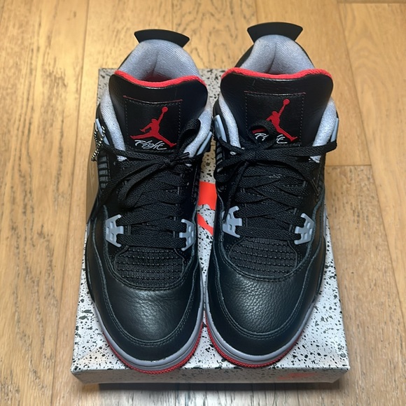 Air Jordan 4 Retro Bred Reimagined-Gradeschool size - Picture 2 of 5